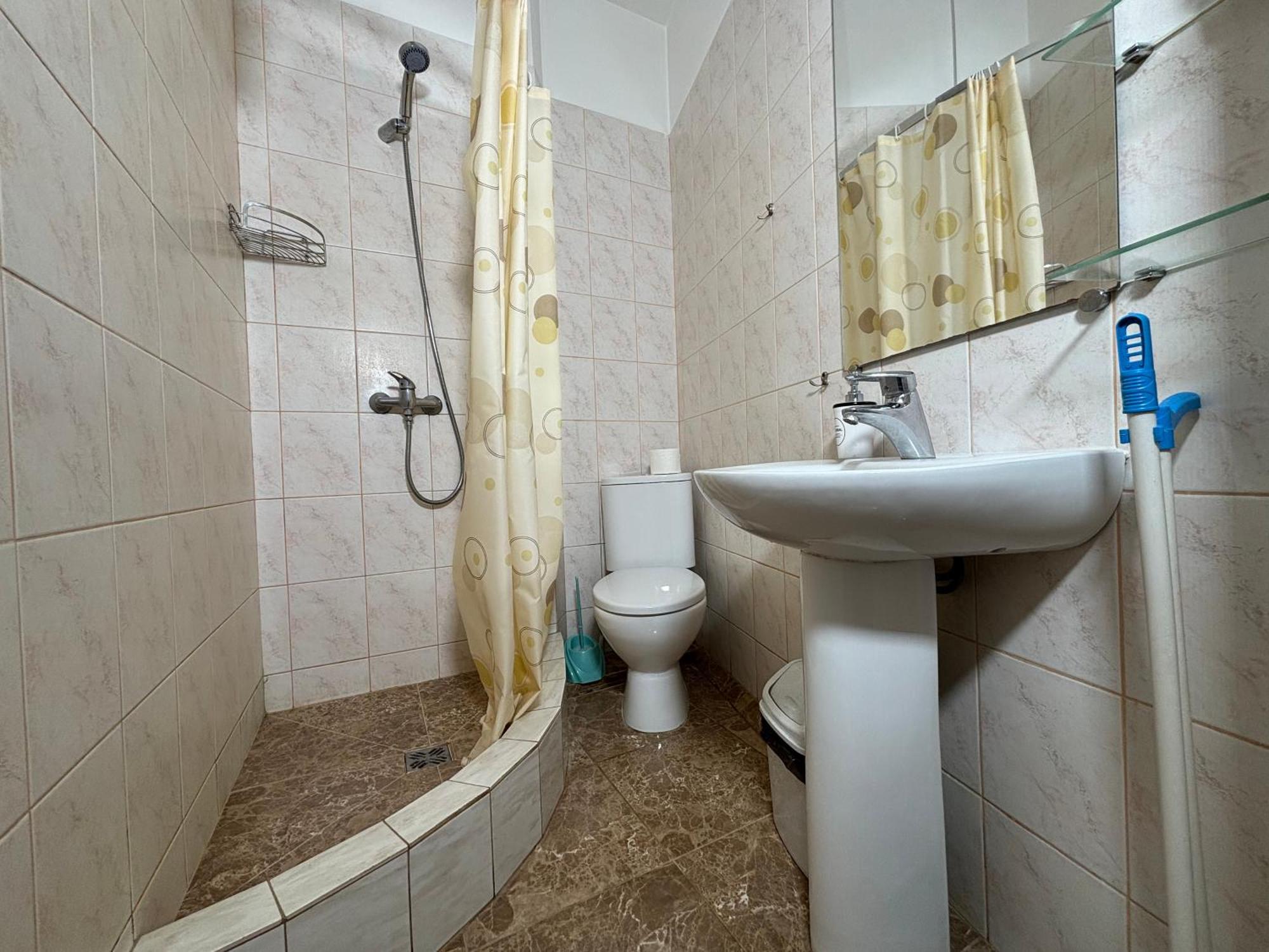 Авіа Apartamento Uzhhorod Exterior foto
