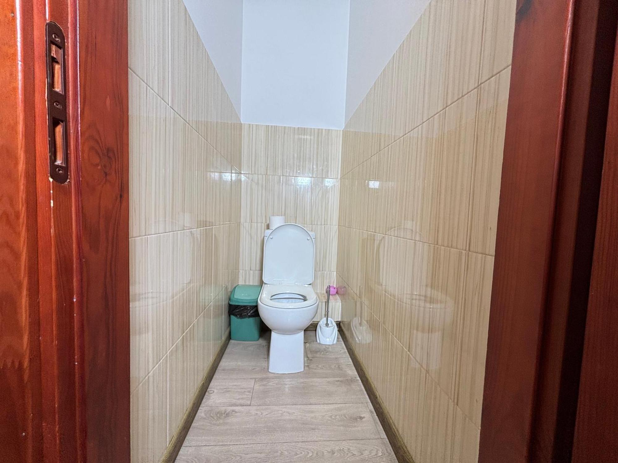 Авіа Apartamento Uzhhorod Exterior foto