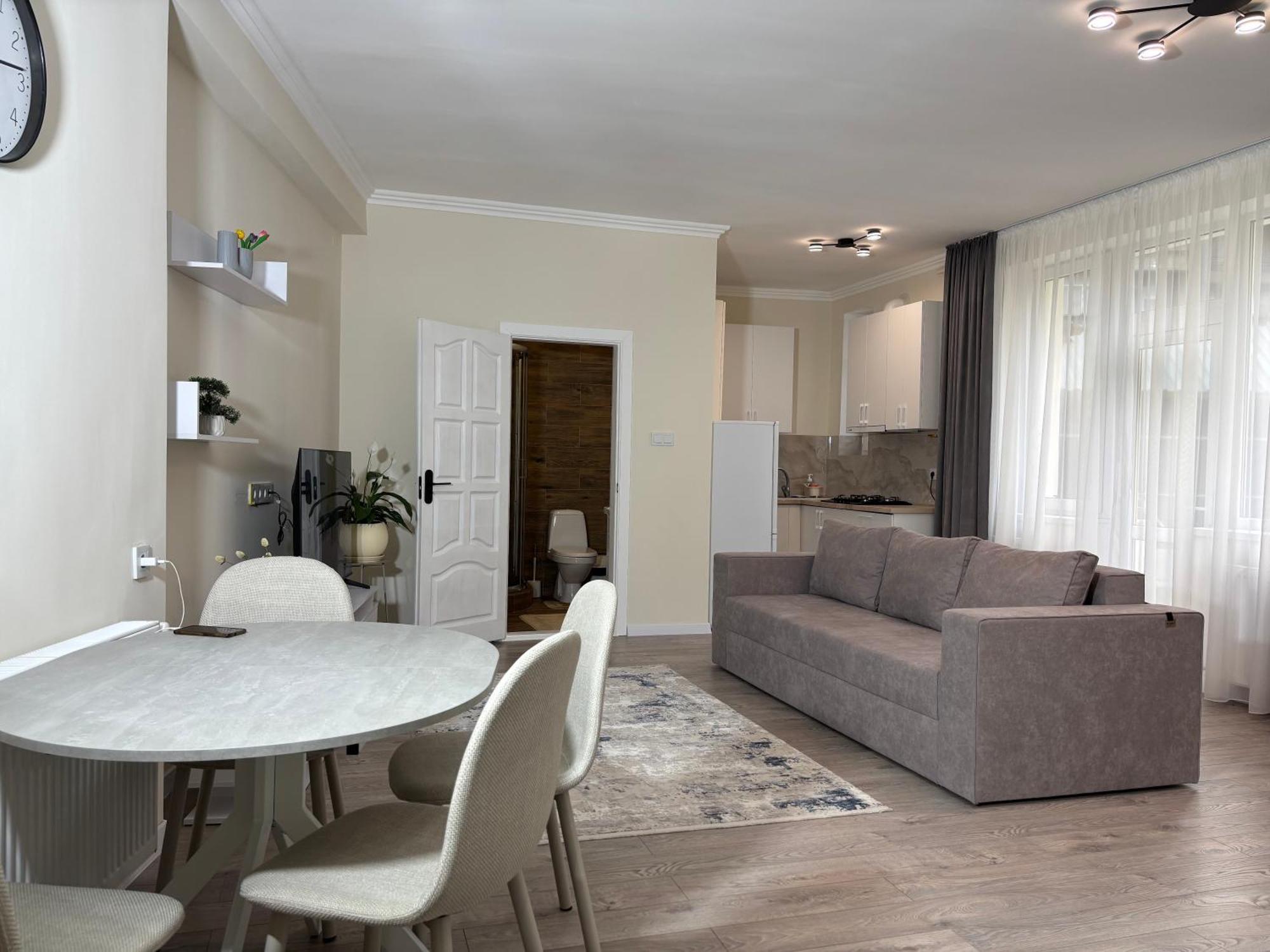 Авіа Apartamento Uzhhorod Exterior foto