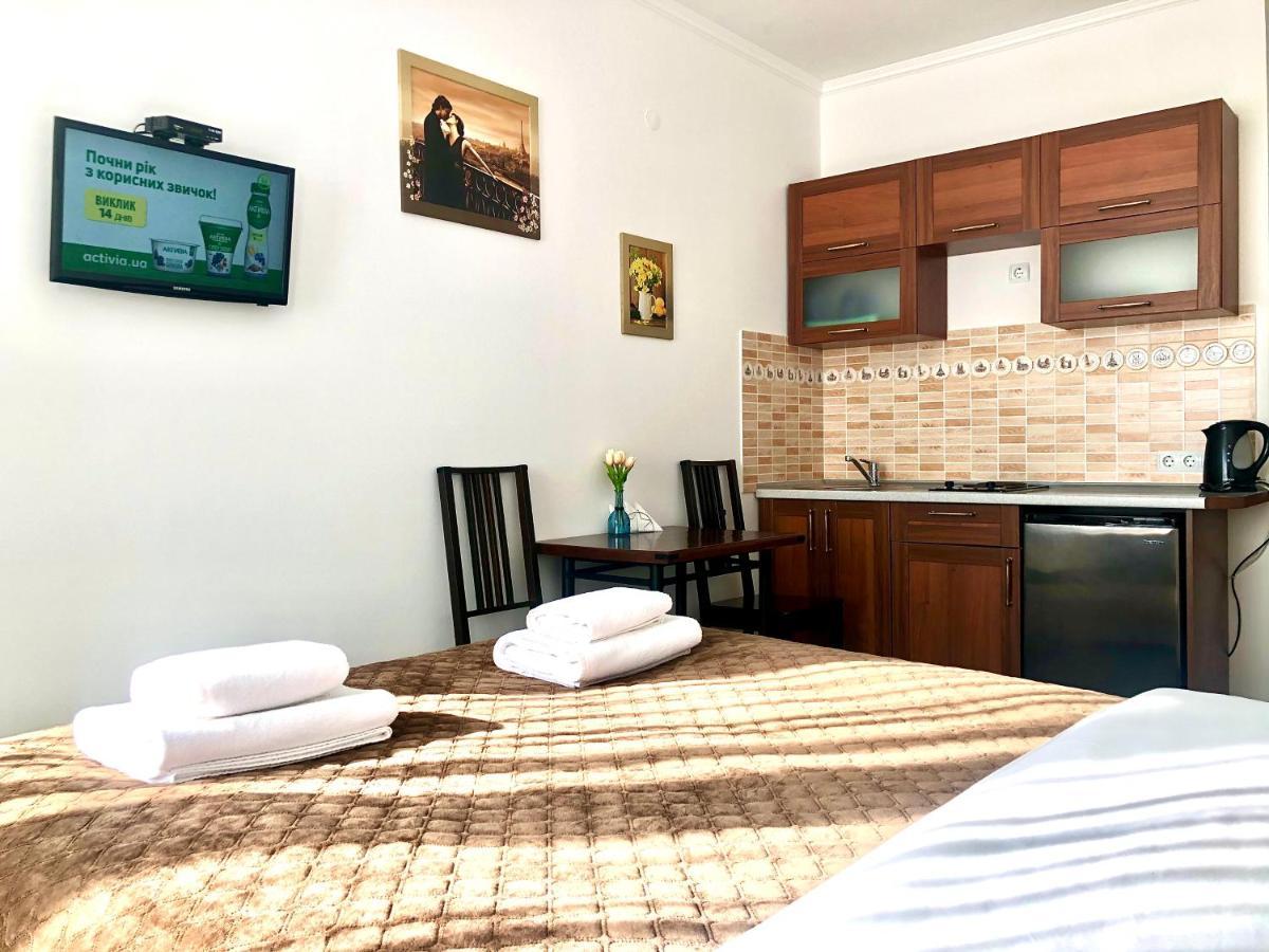 Авіа Apartamento Uzhhorod Exterior foto