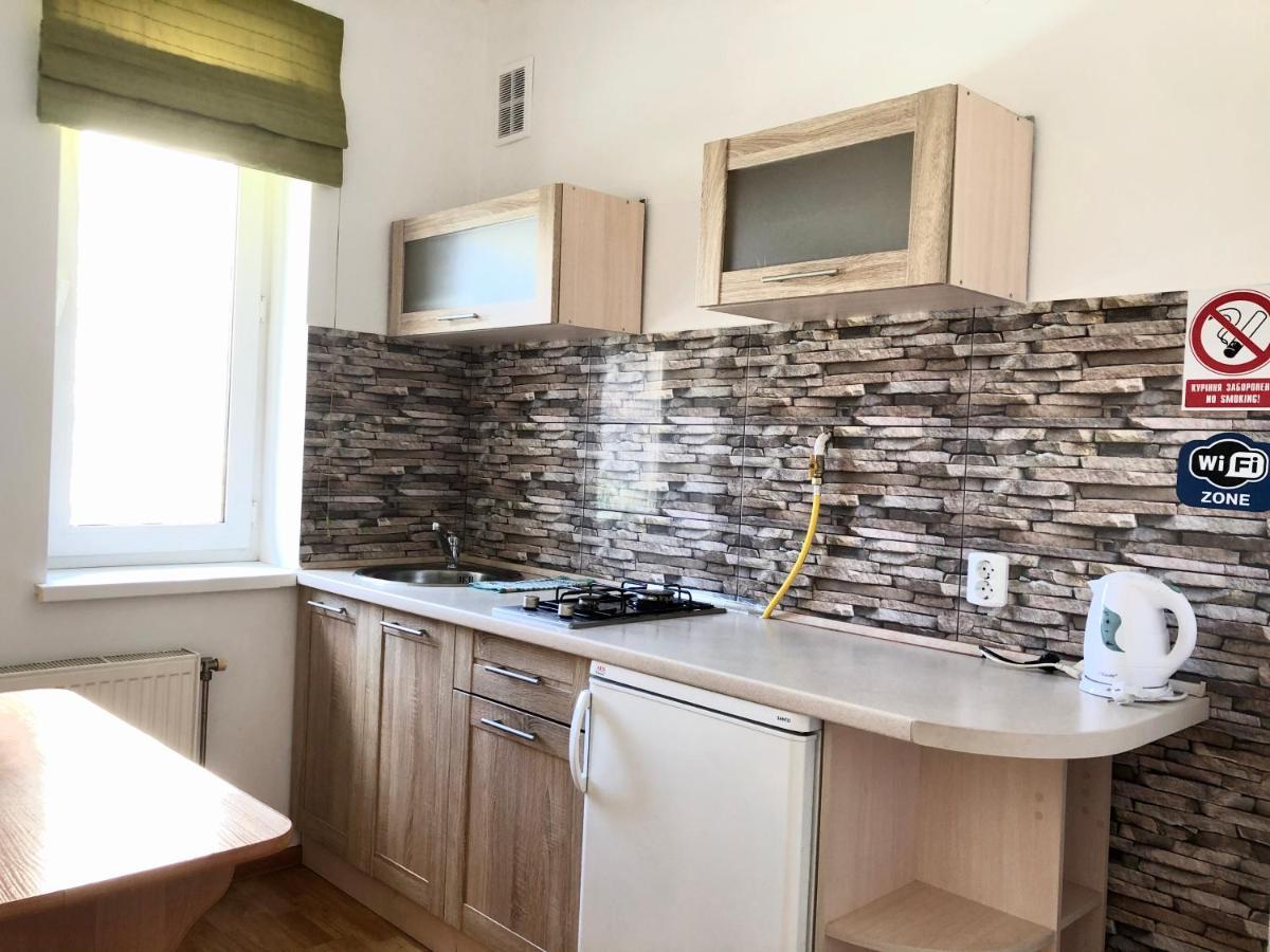 Авіа Apartamento Uzhhorod Exterior foto